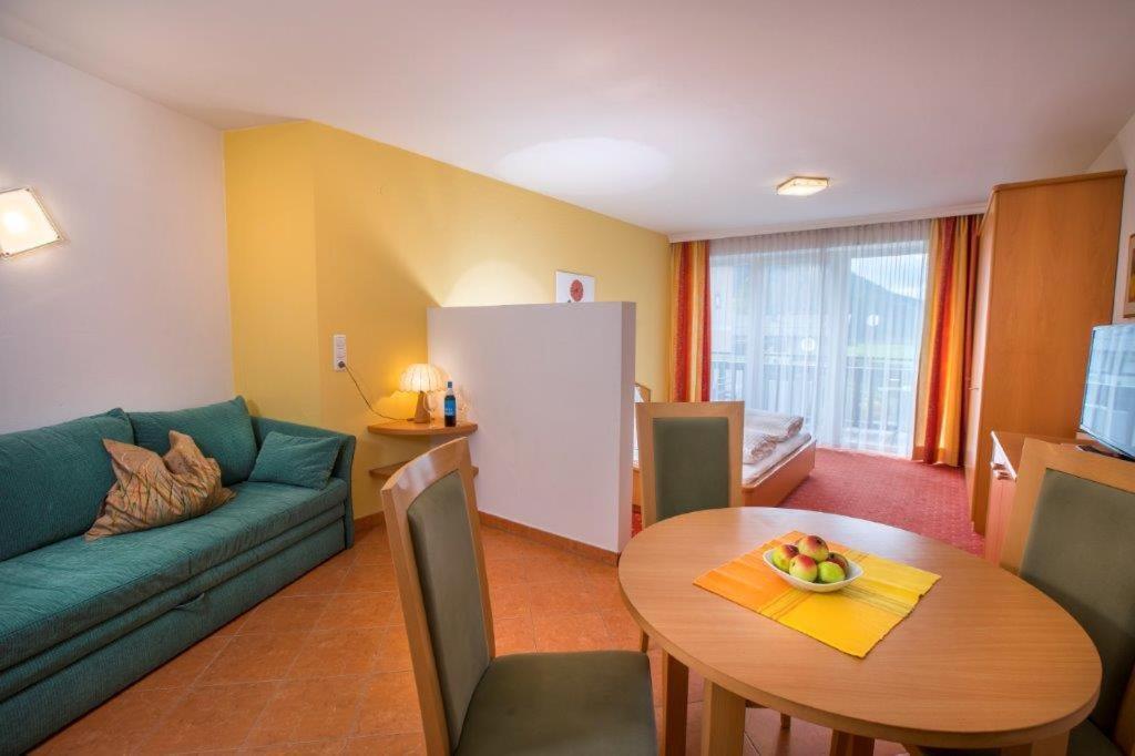 Garni Roesslhof Hotel Hollersbach im Pinzgau Exterior foto