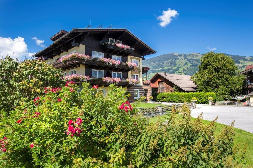 Garni Roesslhof Hotel Hollersbach im Pinzgau Exterior foto