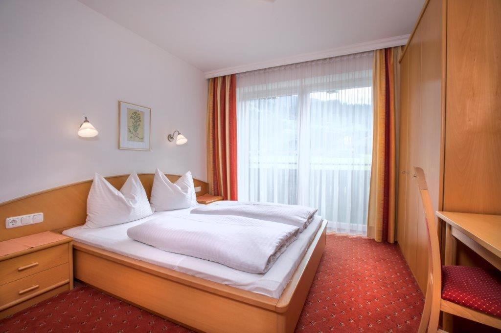 Garni Roesslhof Hotel Hollersbach im Pinzgau Exterior foto